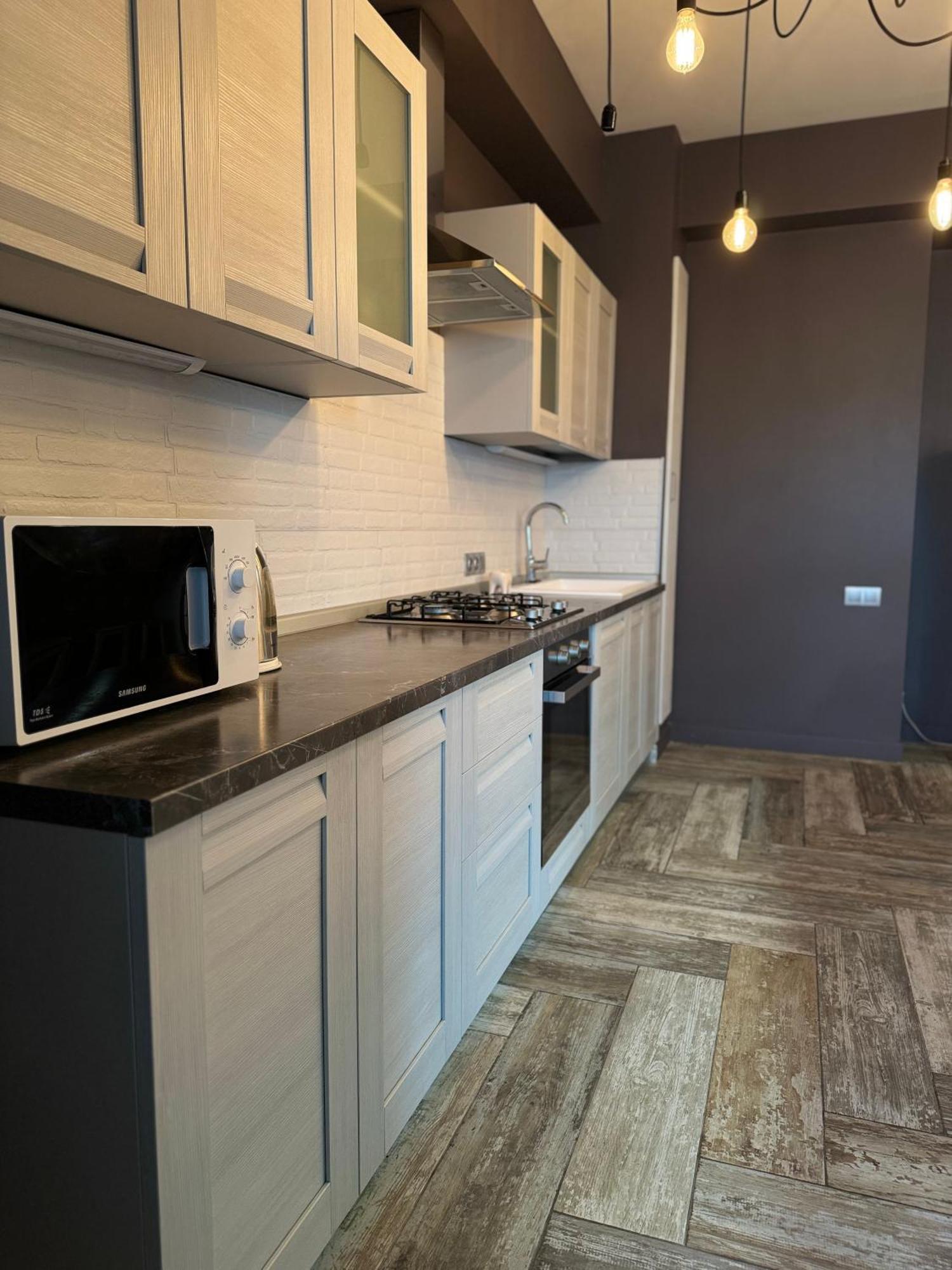 Apartment Middle Deer Cave In Urban
